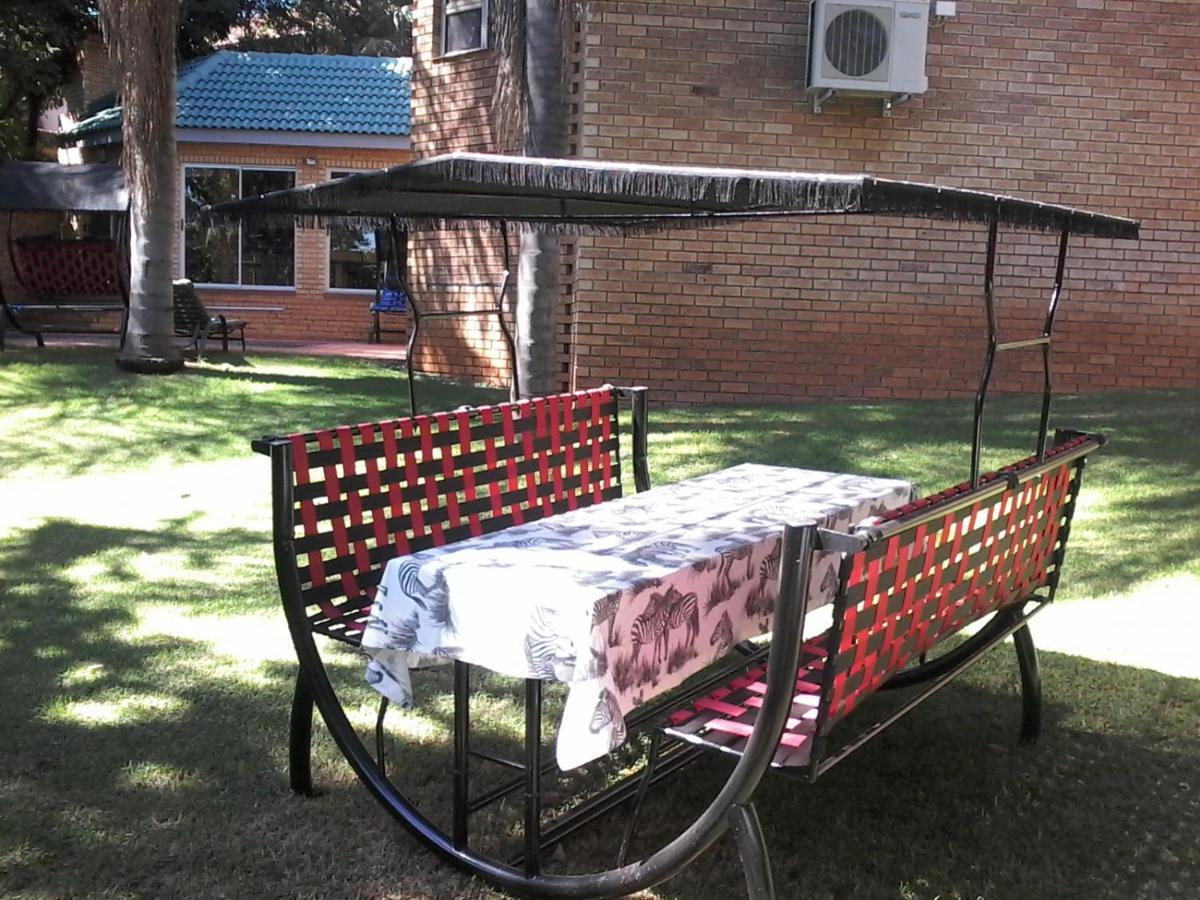 Montana Boutique Guesthouse Pretoria-Noord Esterno foto